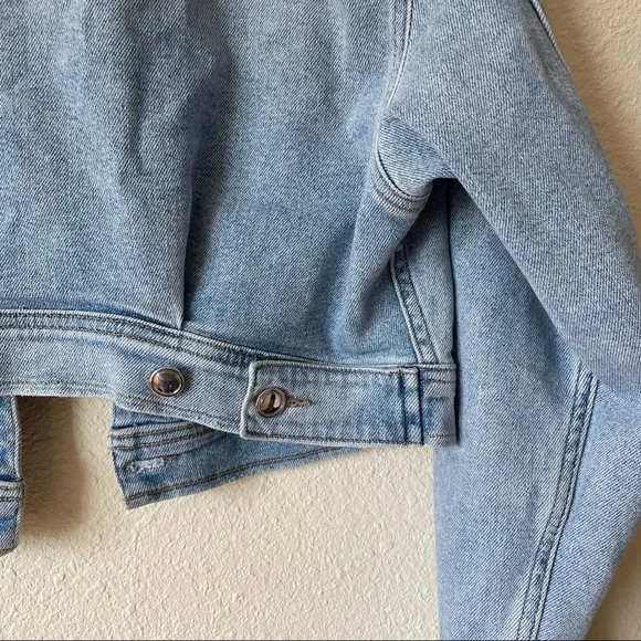 Good American Cropped Denim Jacket - Picture 8 of 11